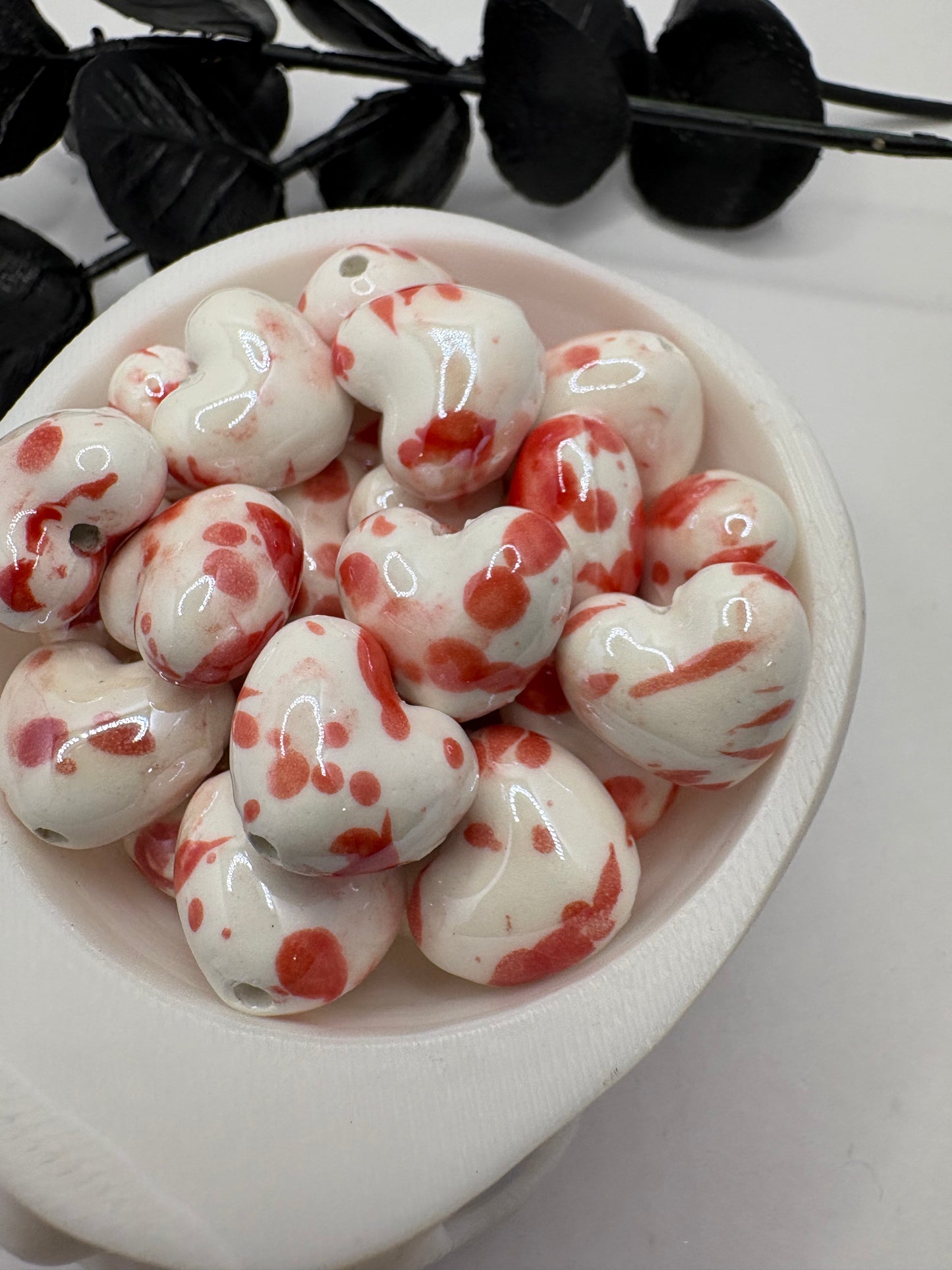 Ceramic Heart red splattered beads, 10mm beads for pens, beading supplies, 5pc ceramic beads