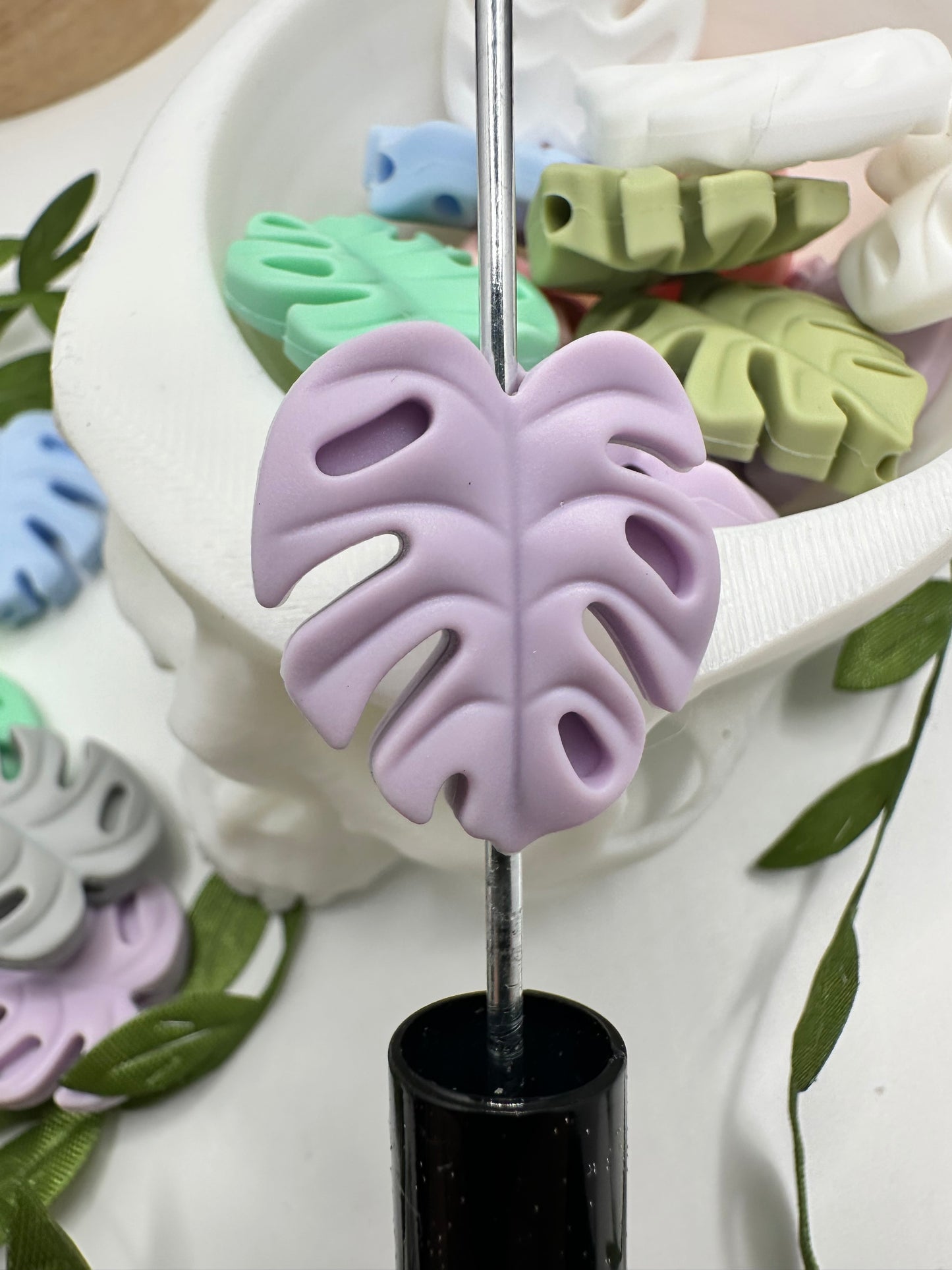 Monstera Leaf Bead, Silicone focal bead, silicone bead, silicone bead for pens, crafting beads, supply, focal, silicone supply bead 23mm