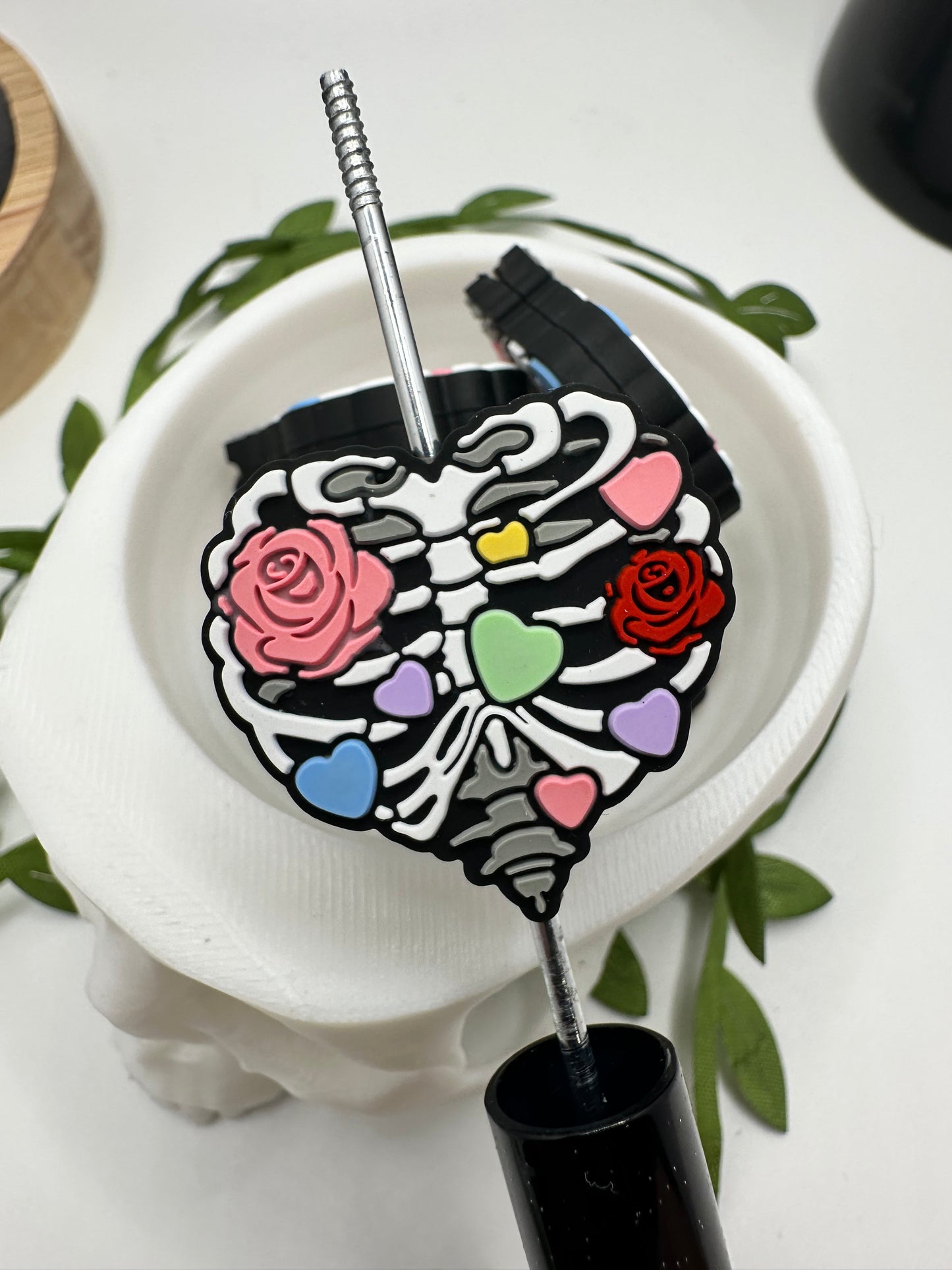 Caged Heart, bead for pens, crafting beads, supplies, focal, supply bead, silicone focal beadable items, 1pc 28.5mm