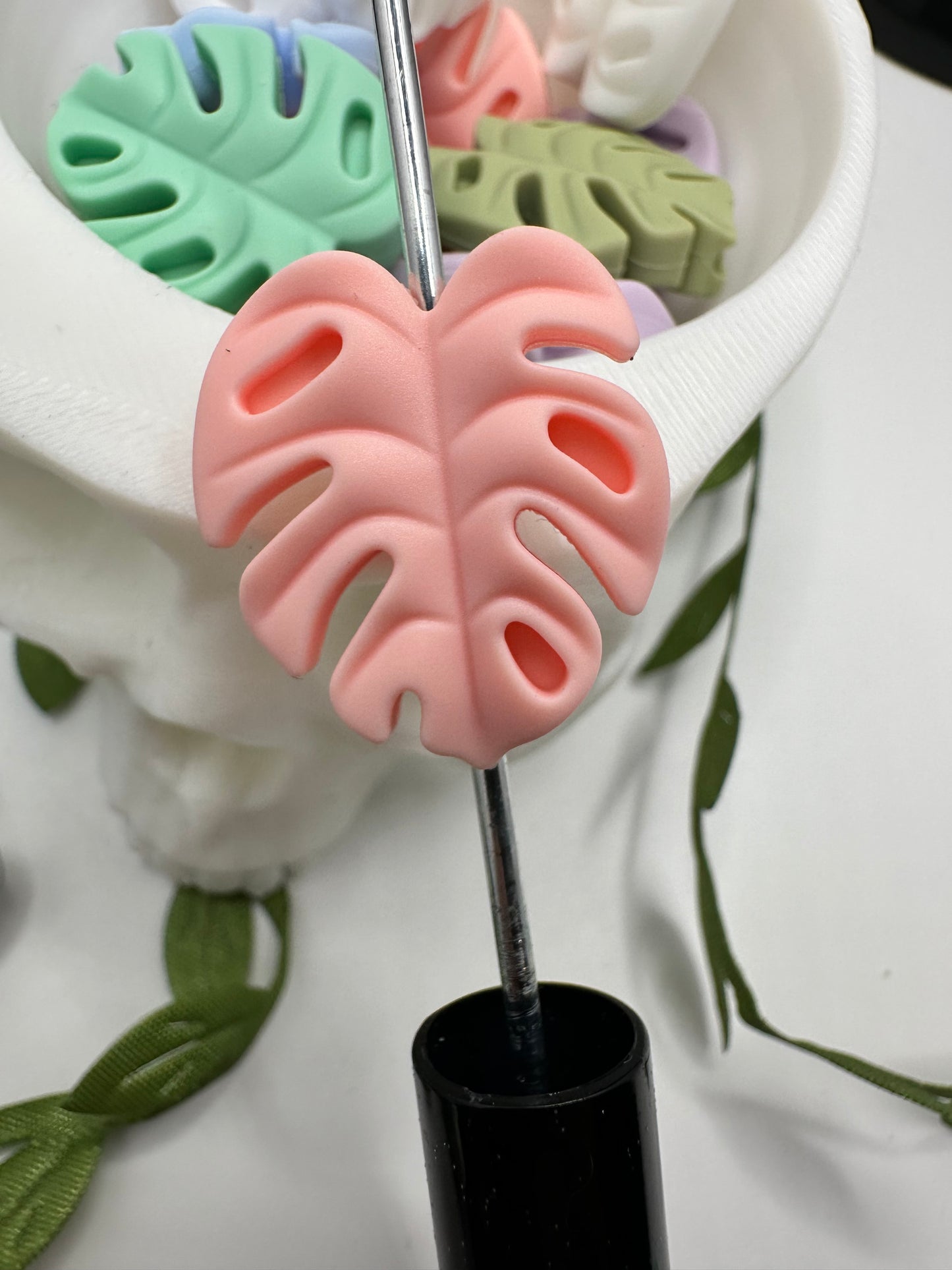 Monstera Leaf Bead, Silicone focal bead, silicone bead, silicone bead for pens, crafting beads, supply, focal, silicone supply bead 23mm