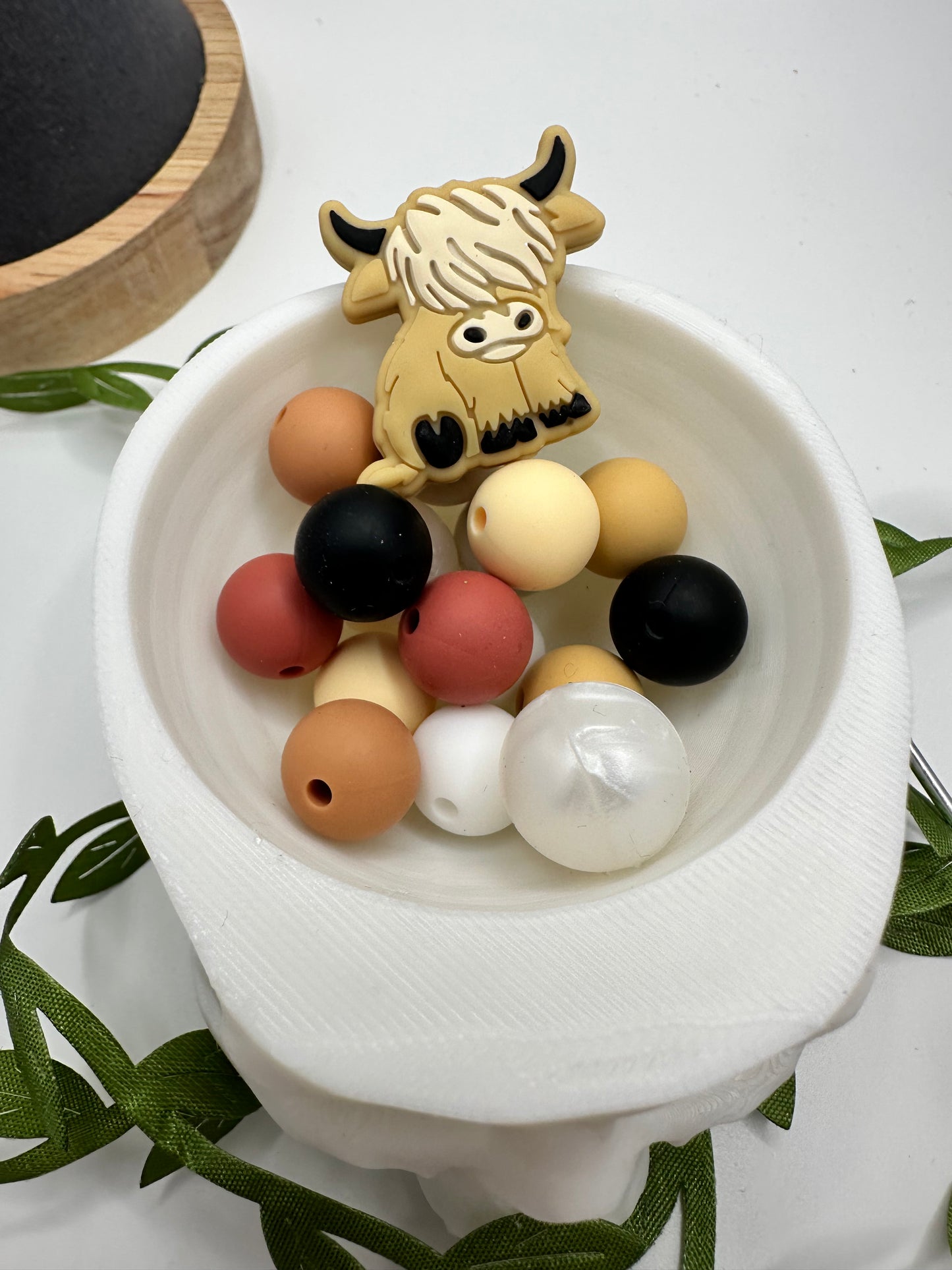 Cow bubblegum bead bag, Silicone 15mm beads for pens, beading supplies, beading, Cow silicone