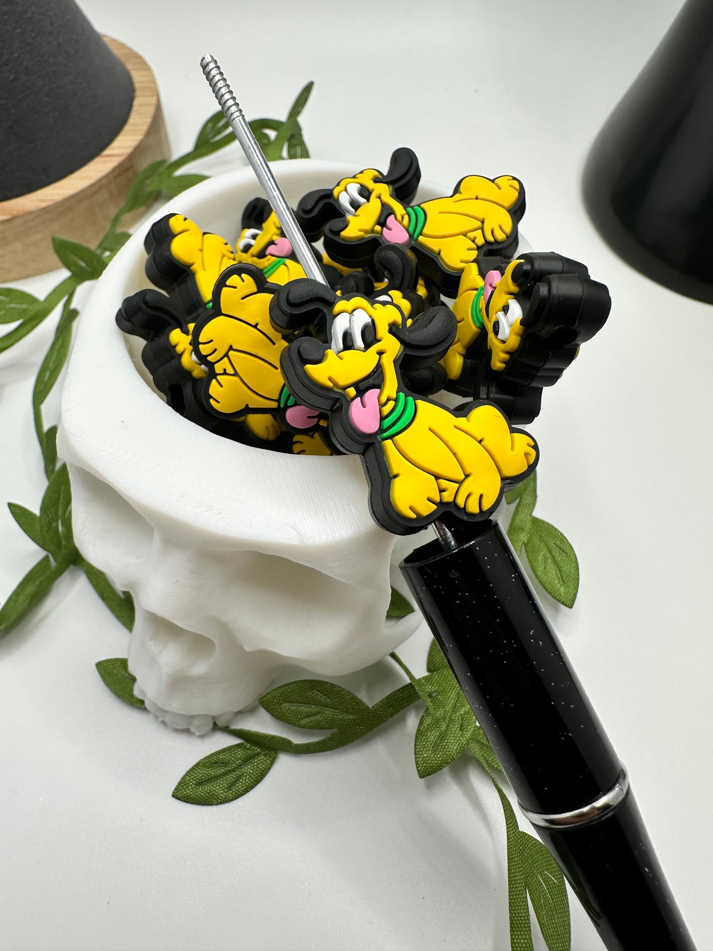 Cute Dog, bead for pens, crafting beads, supplies, focal, supply bead, silicone focal, 1pc 28.5mm