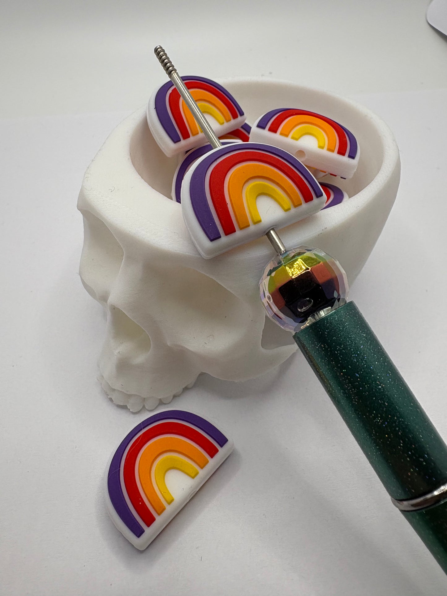 Plain pride rainbow, Silicone focal bead, cute bead for pens, bead for beadable items, bead double sided silicone bead 18mm