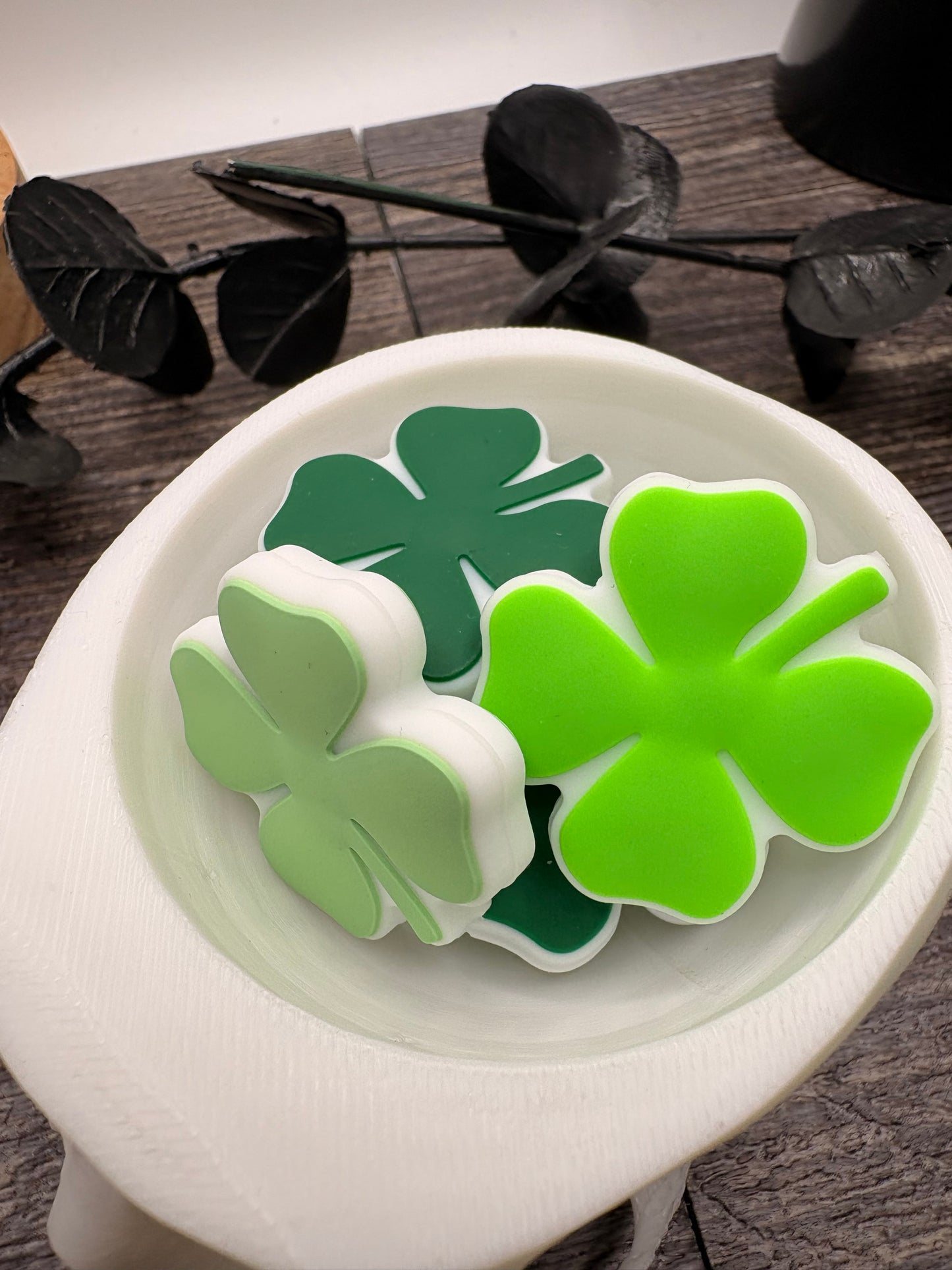 Shamrock clover plain pen bead, crafting beads, supplies, focal, silicone supply bead, silicone focal for beadable items, 29.5mm