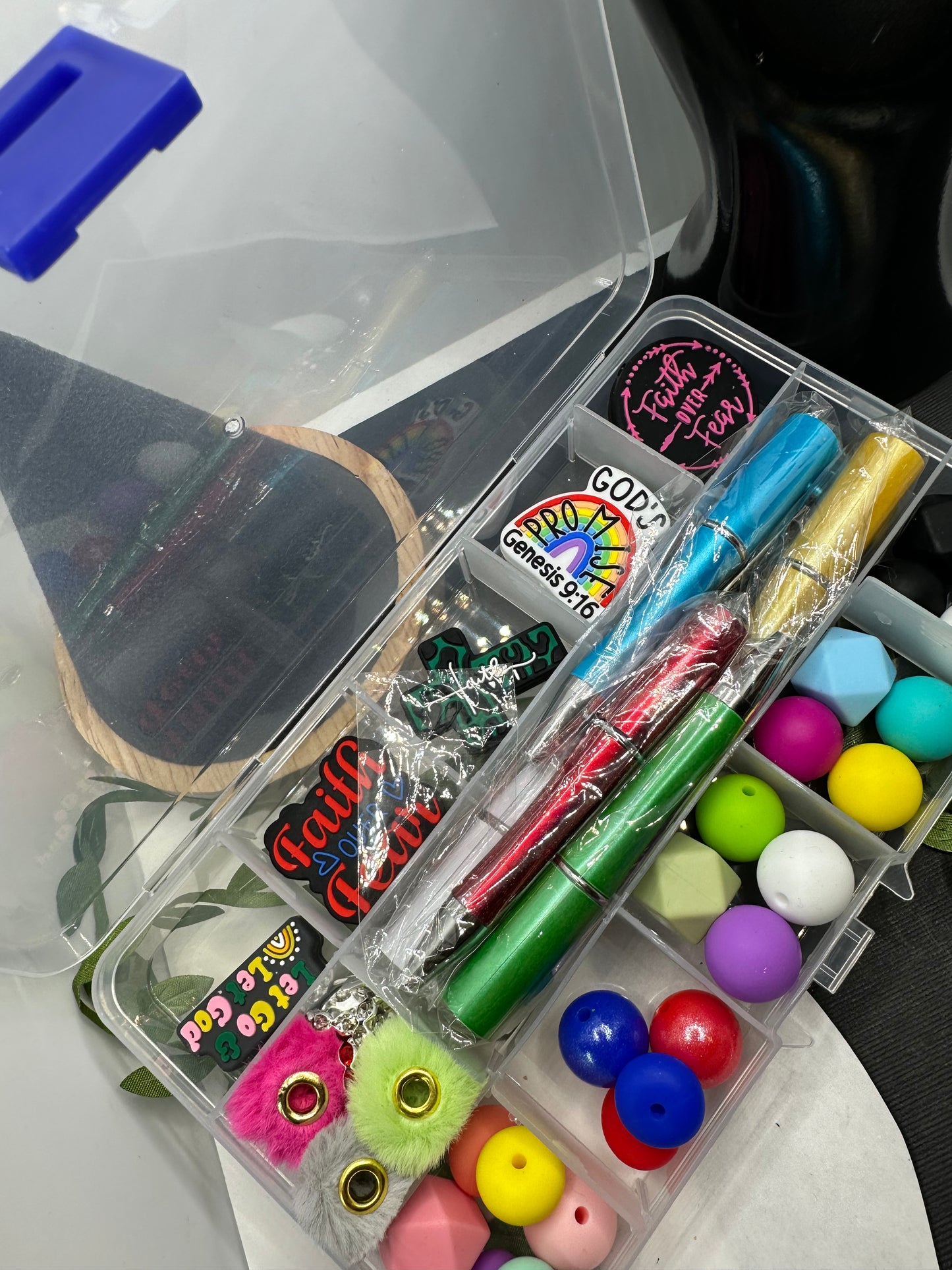 Faith diy beaded pen kit, 5 pens silicone beads, spacer beads with focals