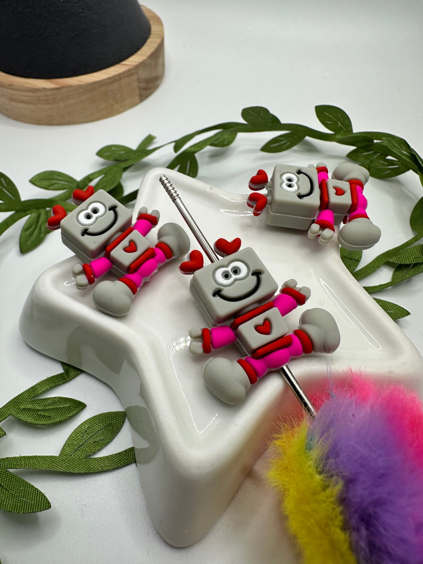 Robot Valentine Bead, Silicone focal bead, cute bead for pens, bead for beadable items, bead double sided silicone bead 29mm