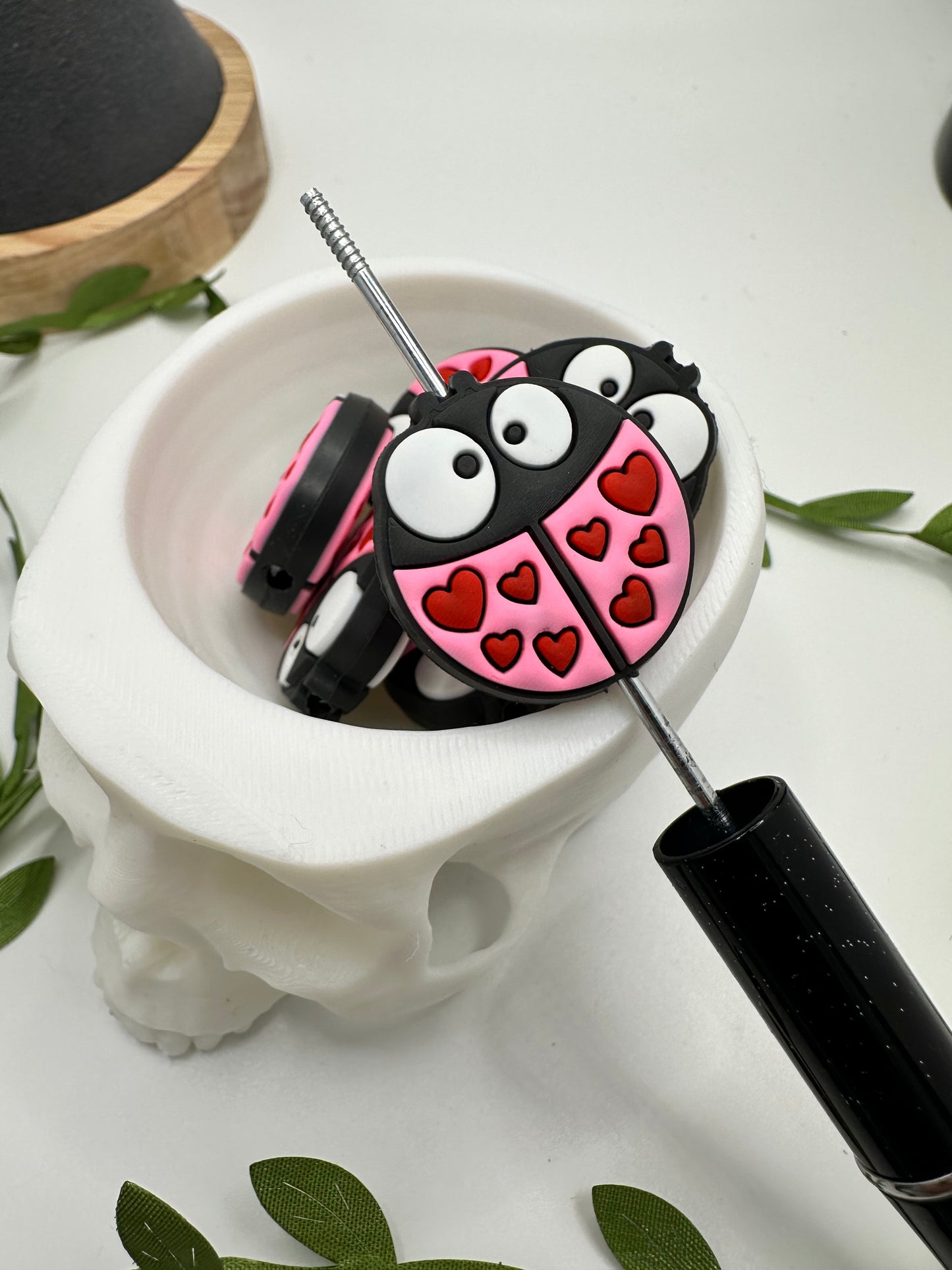 Love bug bead for pens, crafting beads, supplies, focal, silicone bead, silicone focal for beadable items, 1pc 29mm