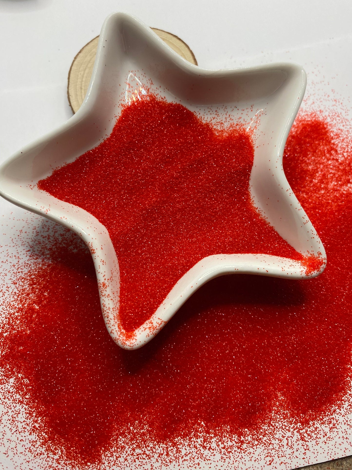 Crimson, fine glitter, glitters, fine grain glitter, resin glitter, crafting supplies, high quality glitter PET glitter