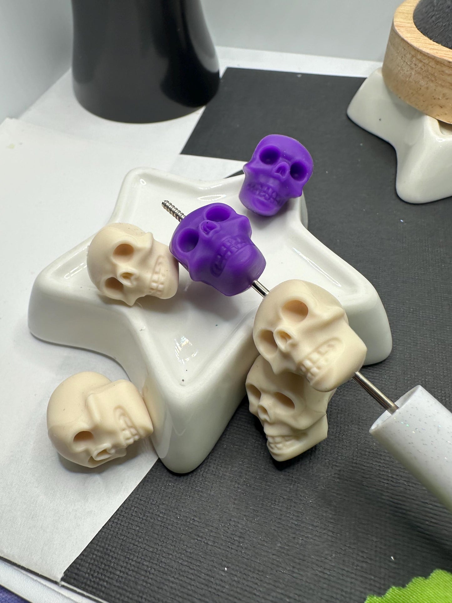 Silicone focal bead, skull bead, 3d skull bead, beadable goth bead, crafting, bead supplies 21mm, sold individually