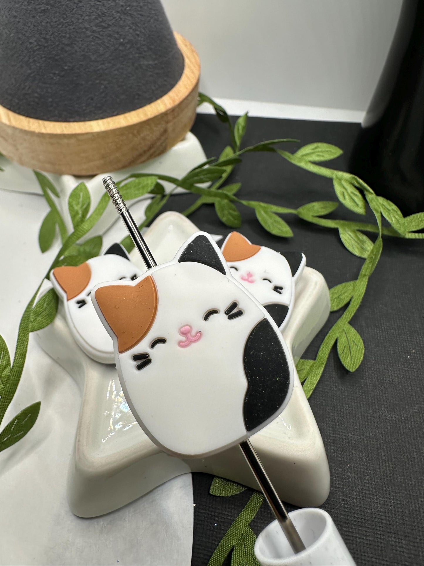 Calico Squish cat, Silicone focal bead, silicone bead, silicone bead for pens, crafting beads, supply, focal, silicone supply bead 30.5mm