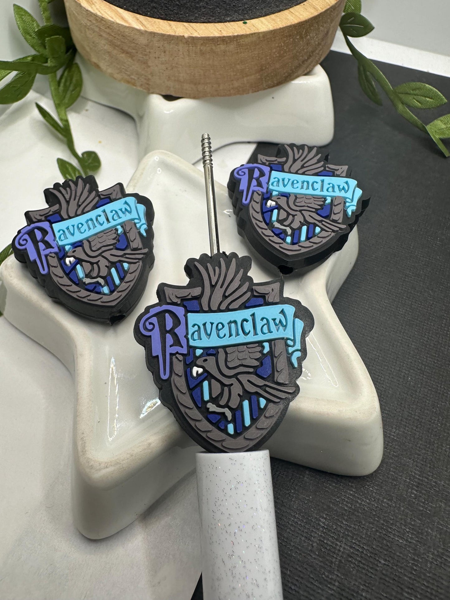 Houses of magic HP edition Raven , Silicone focal bead, cute bead for pens, bead for beadable items, bead double sided silicone bead 35mm