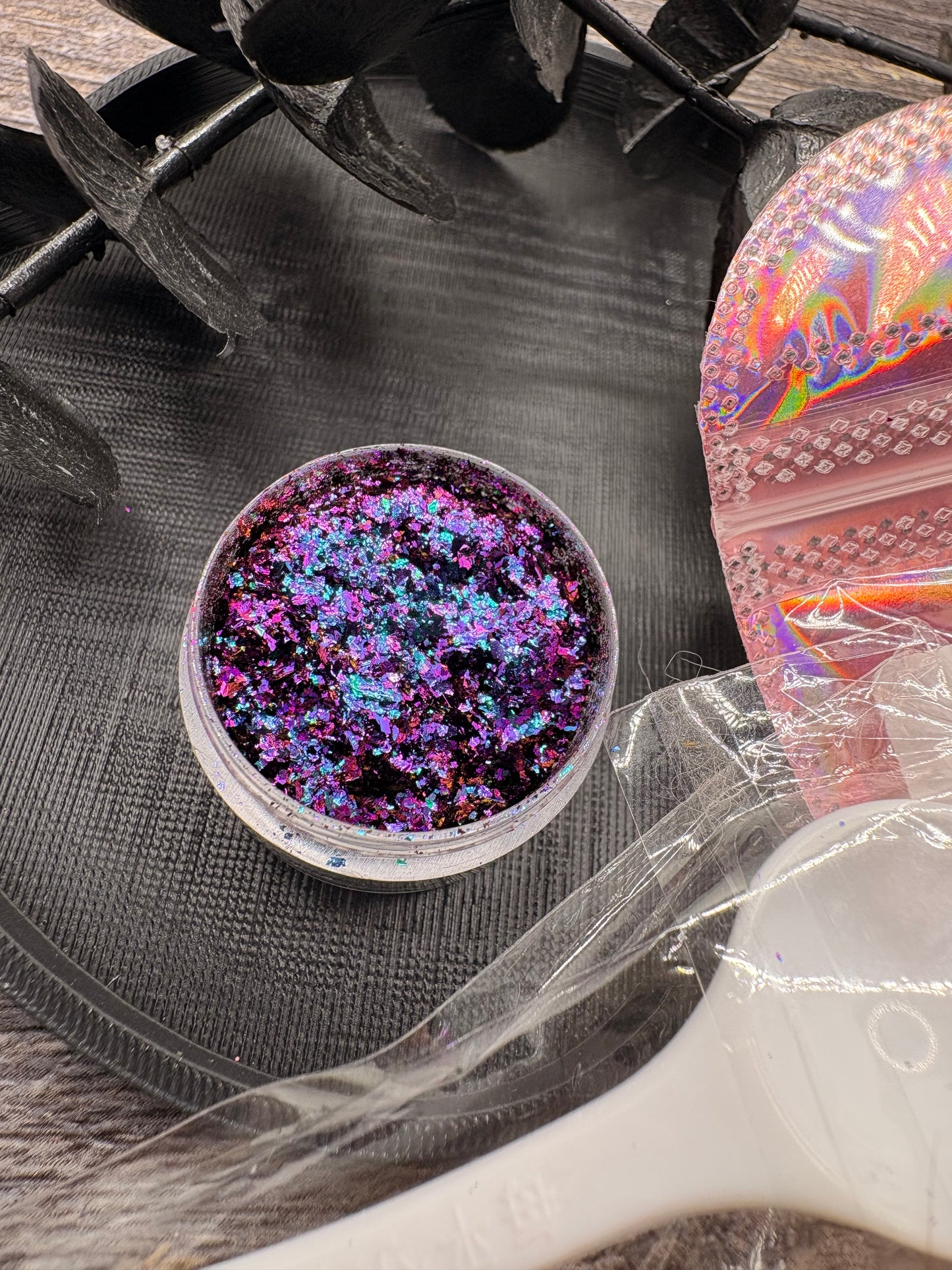 Trance: Ultra Chameleon Shift Flake, Mica Flake for additives in crafting, chameleon color shifting powder .5g wt.