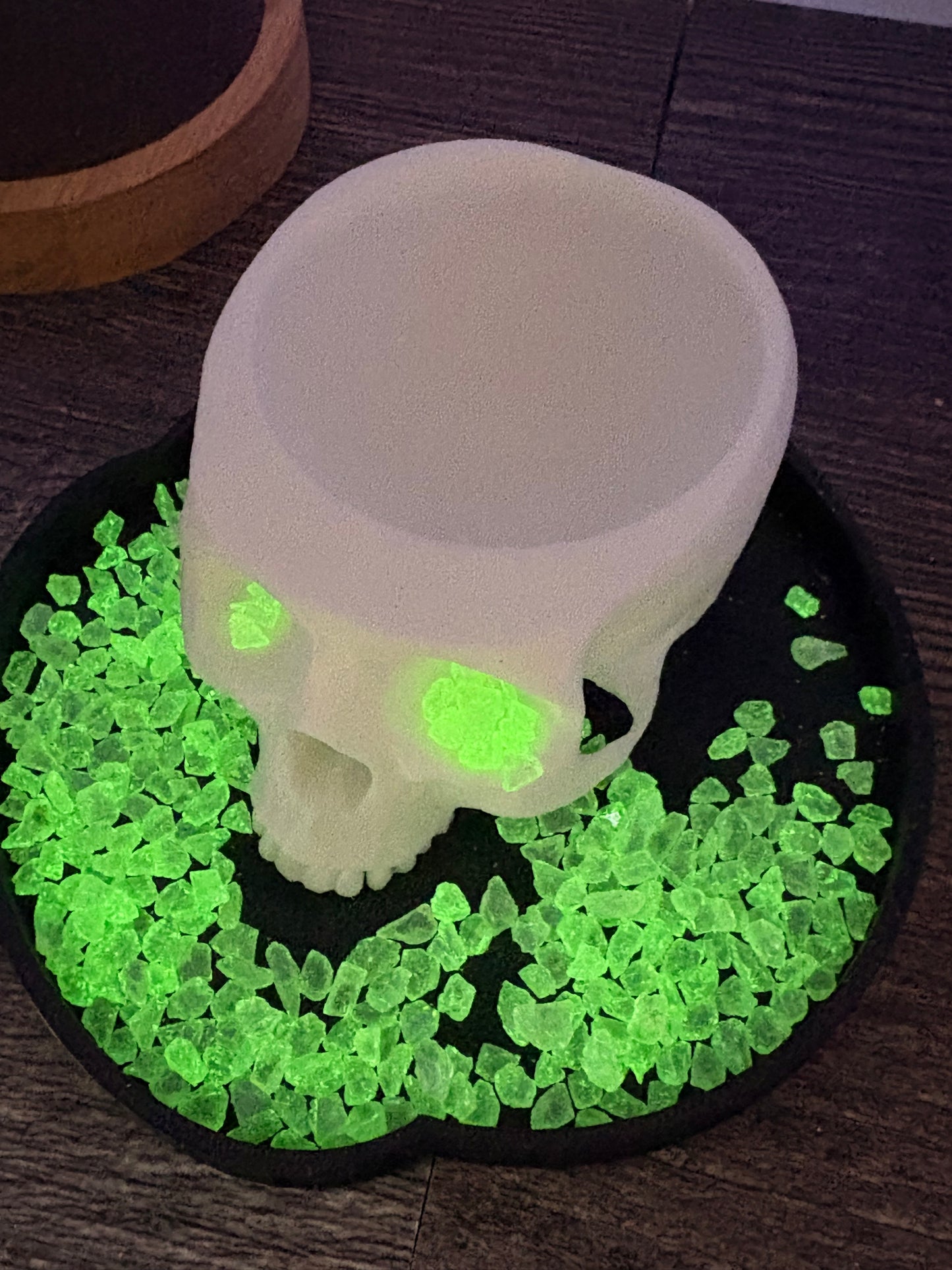 Candy Green: UV Activated Crushed glass 1oz Wt. Not edible