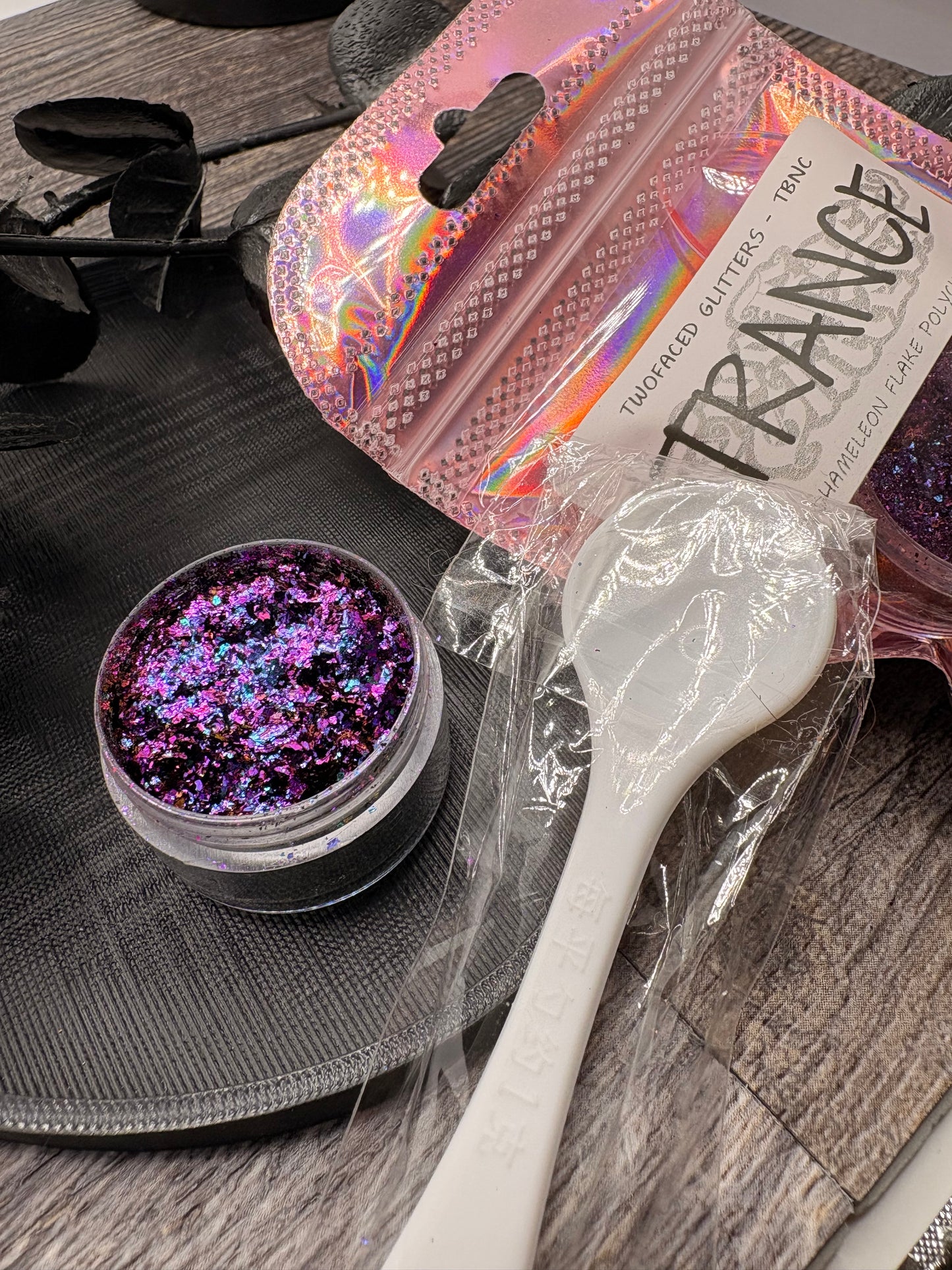 Trance: Ultra Chameleon Shift Flake, Mica Flake for additives in crafting, chameleon color shifting powder .5g wt.