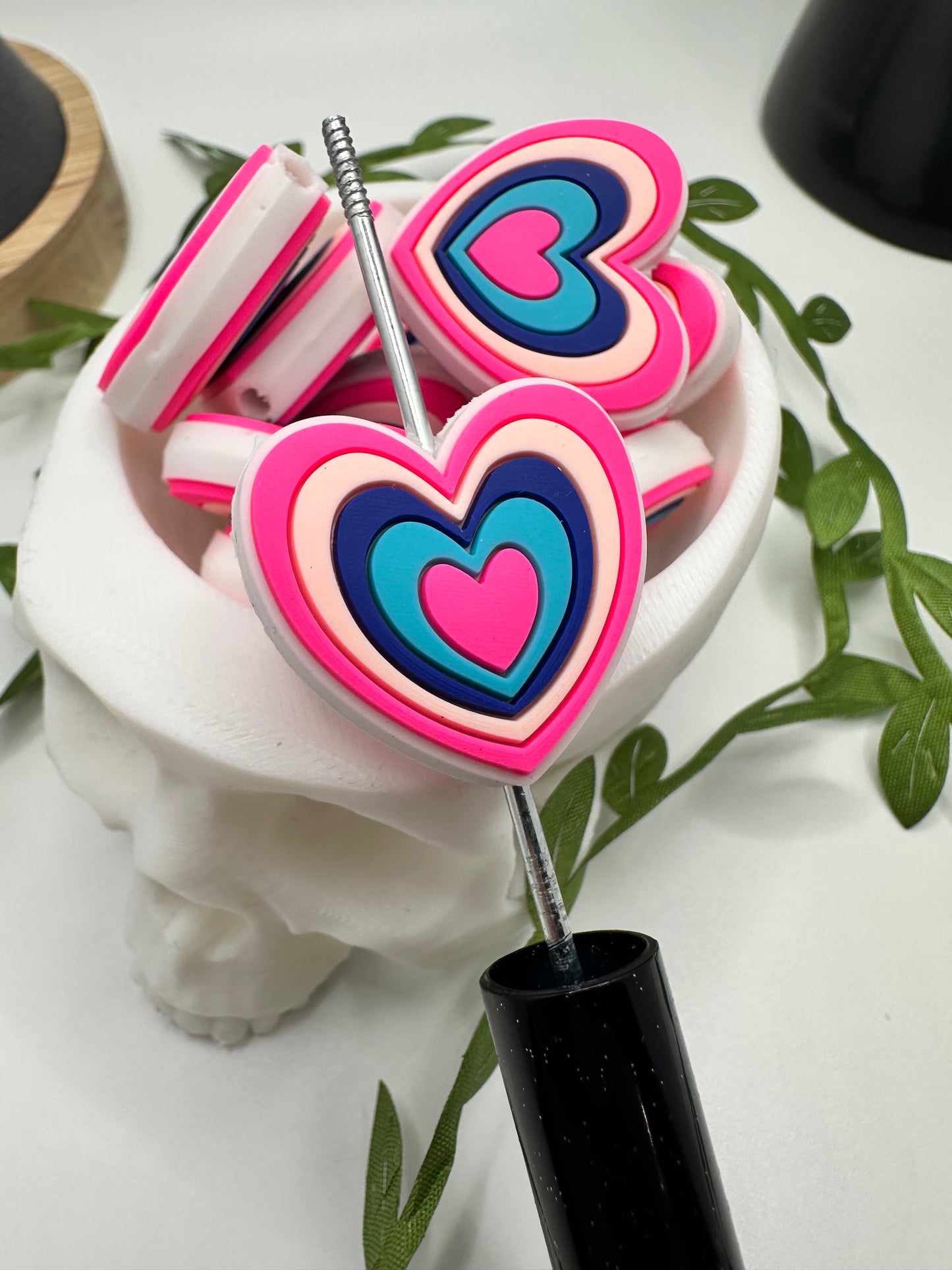 Retro Heart Pink, bead for pens, crafting beads, supplies, focal, supply bead, silicone focal  beadable items,  1pc 26mm