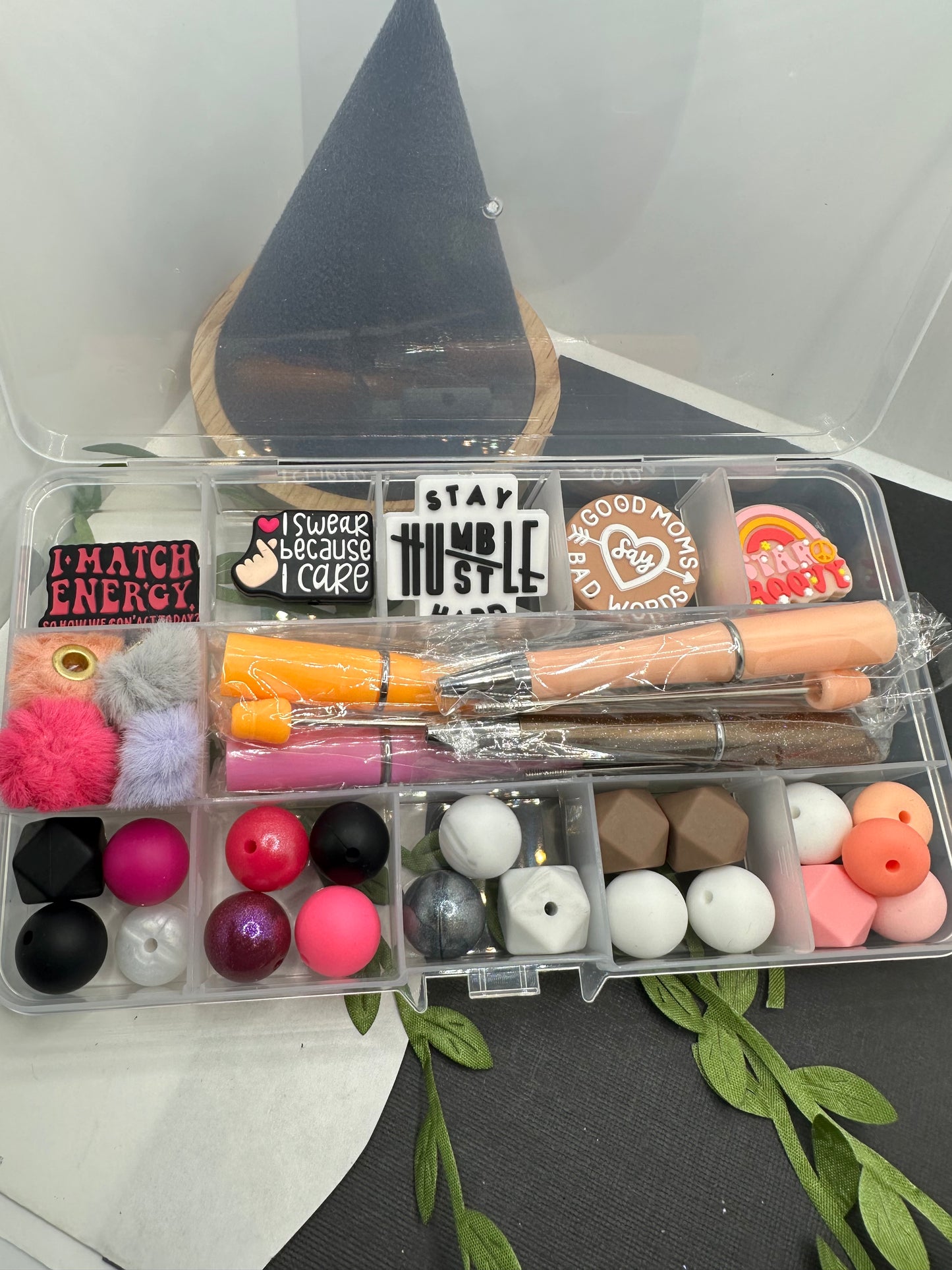Quotes diy beaded pen kit, 5 pens silicone beads, spacer beads with focals