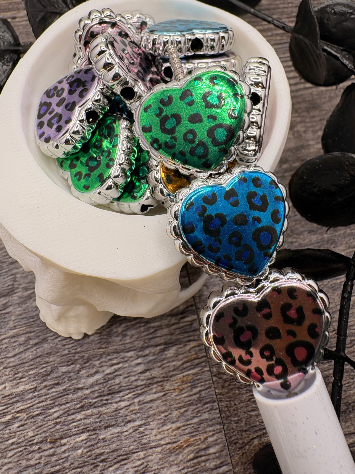Leopard Heart beads, acrylic 19.5mm beads for pens, beading supplies, beading, mix colored hearts 5pc