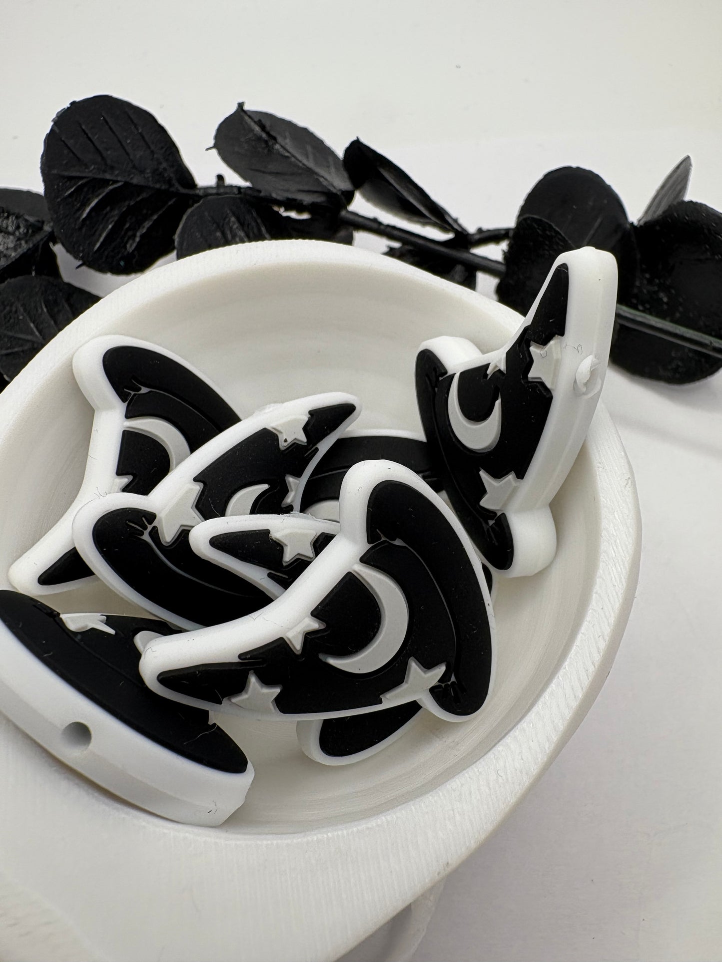 Wizard Silicone Hat Bead, Silicone focal bead, cute bead for pens, double sided print 30.5mm, 1pc