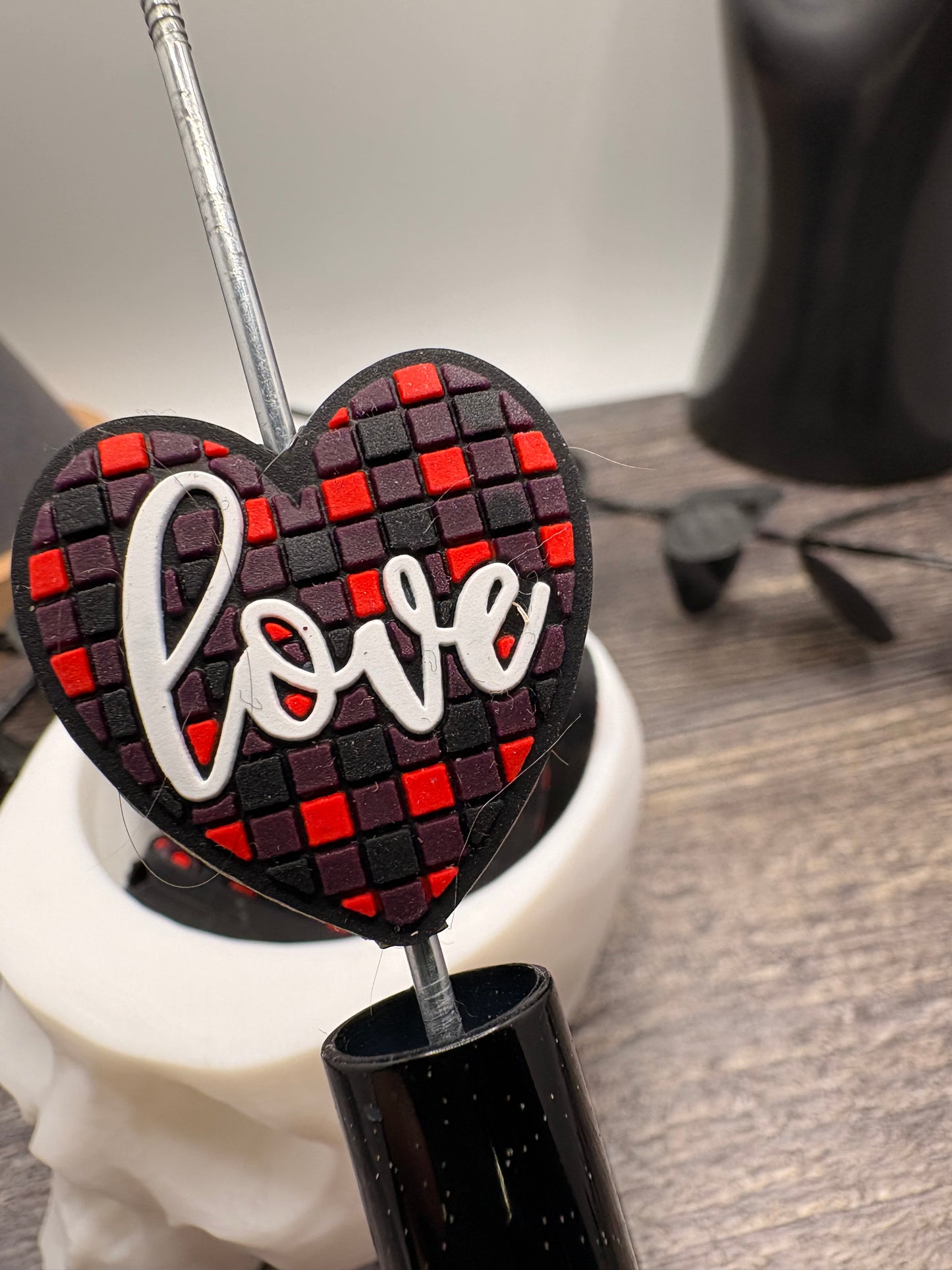 Love plaid heart Bead, Silicone focal, silicone bead for pens, crafting beads, supply, focal, silicone bead 28.5mm