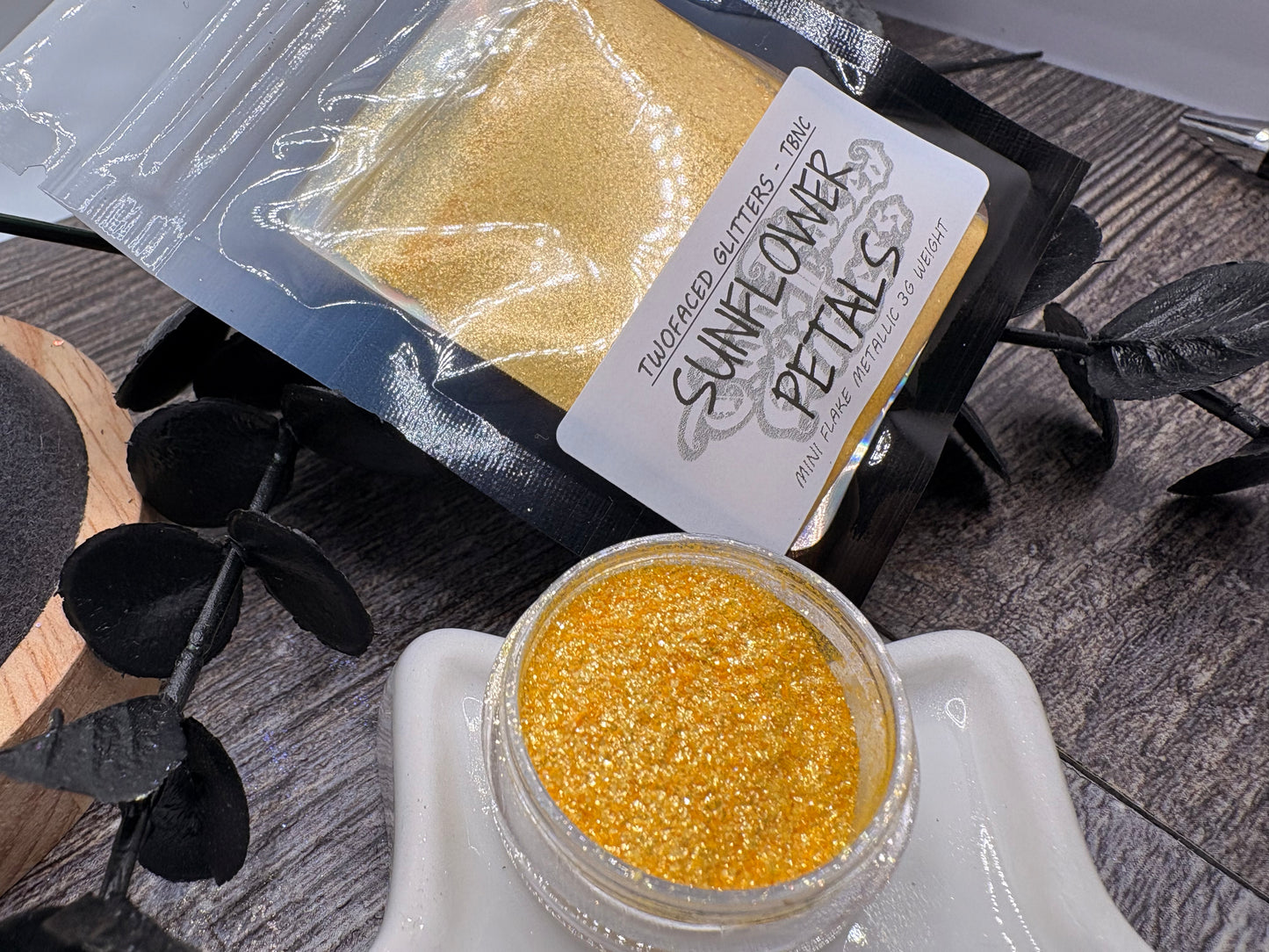 Sunflower Petals: Metallic Mini Flake, Mica Flake for additives in crafting, mini flakes resin crafting, 3g wt.