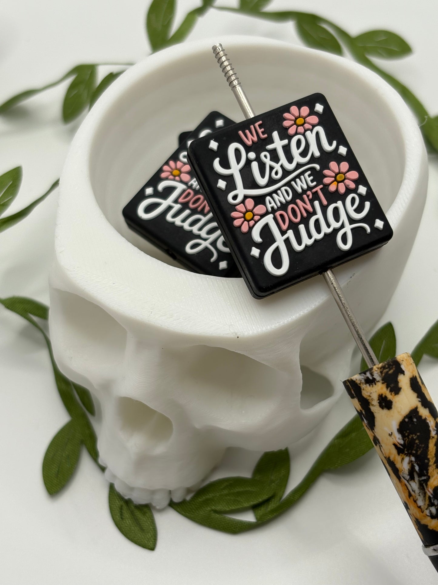 Don't Judge funny bead, bead for pens, crafting beads, supplies, focal, supply bead, focal beadable items, 1pc, 28.5mm