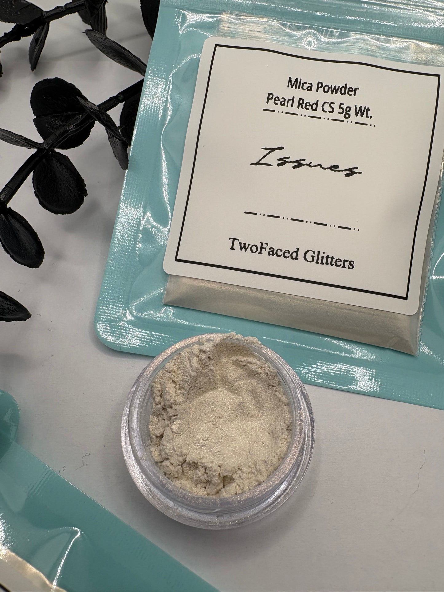 Issues Mica Chameleon shift powder, Mica powder for additives in crafting, chameleon color shifting powder 5g wt.
