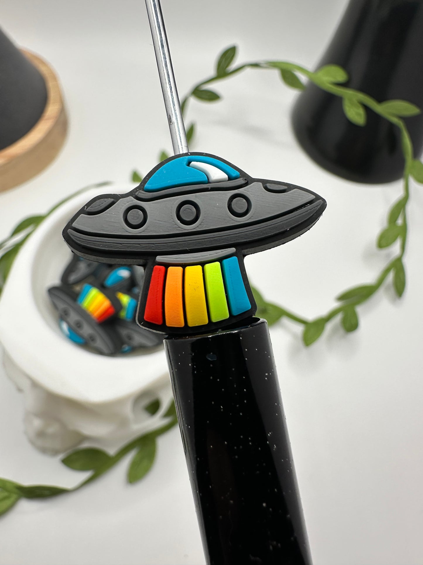 UFO space bead, bead for pens, crafting beads, supplies, focal, supply bead, silicone focal beadable items, 1pc, 20mm