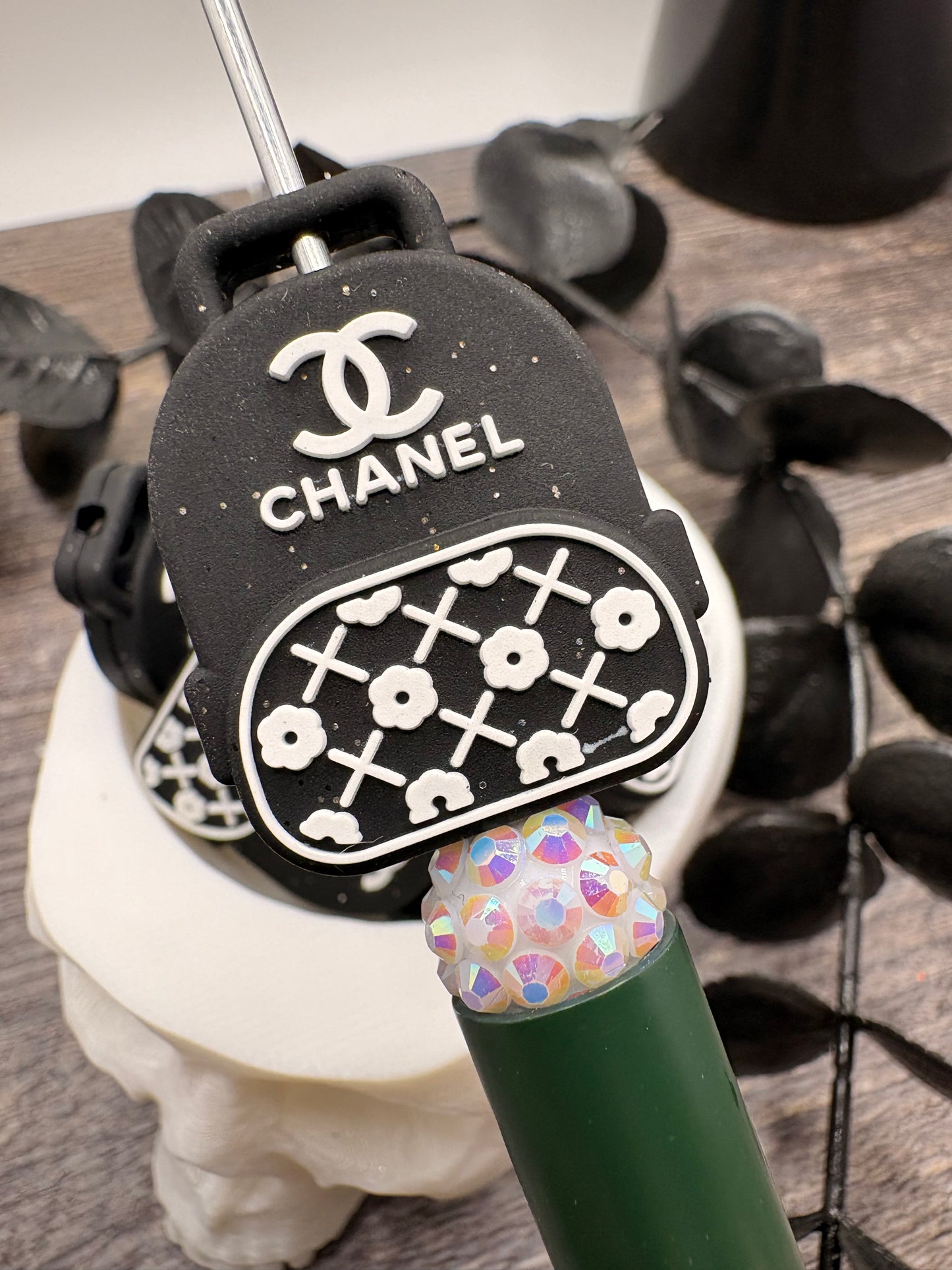 Fancy Glitter Backpack bag bead, Silicone focal, silicone bead for pens, crafting beads, supply focal, 31mm, 1pc