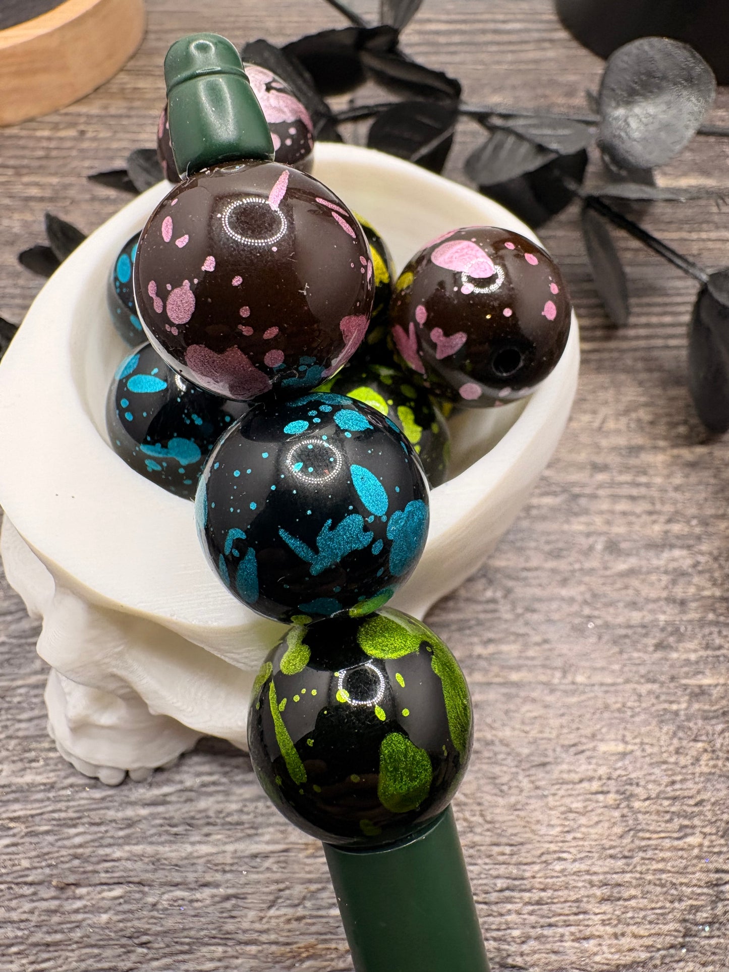 Color Splattered Acrylic Beads: 20mm, 10pc