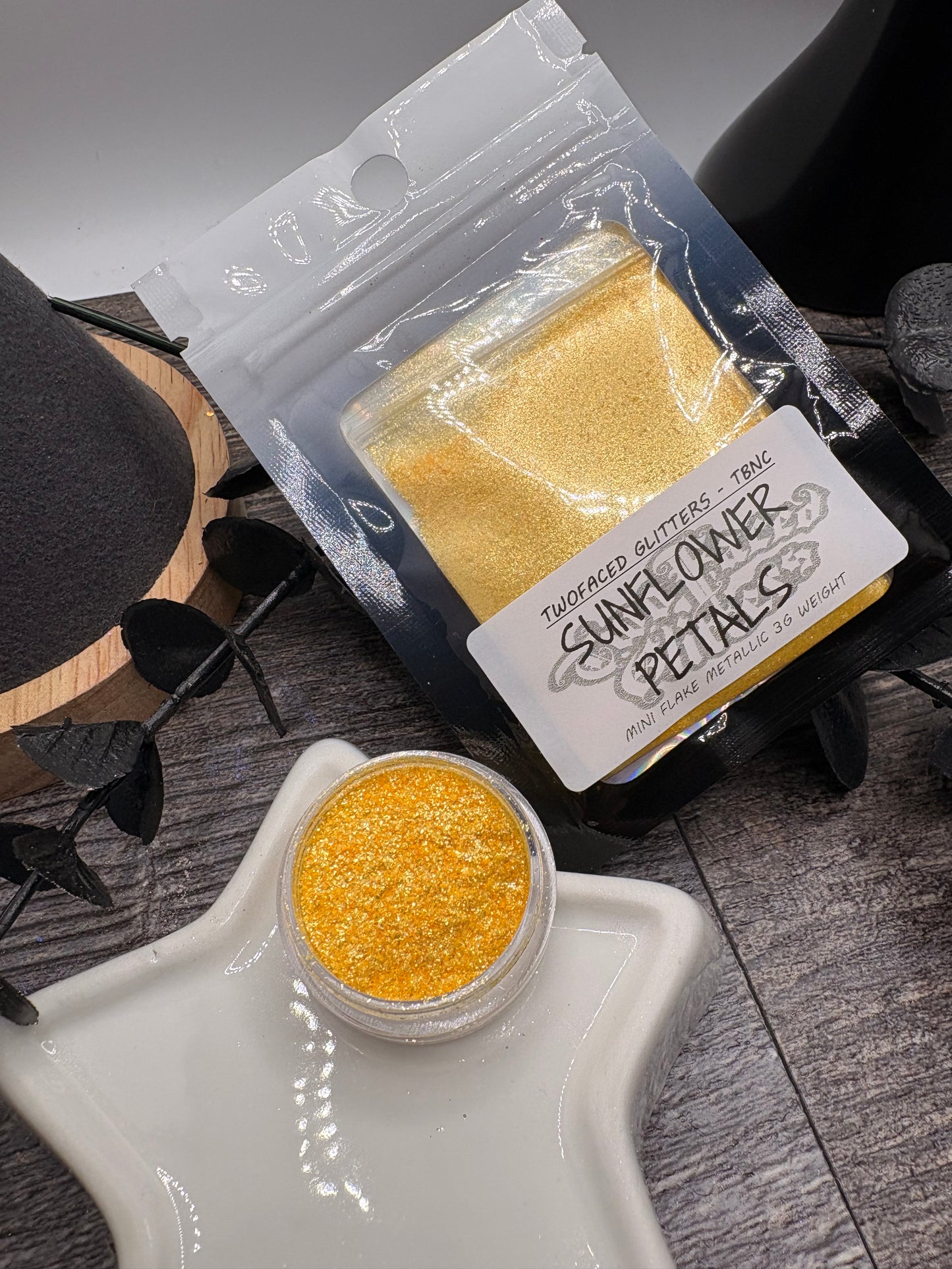 Sunflower Petals: Metallic Mini Flake, Mica Flake for additives in crafting, mini flakes resin crafting, 3g wt.