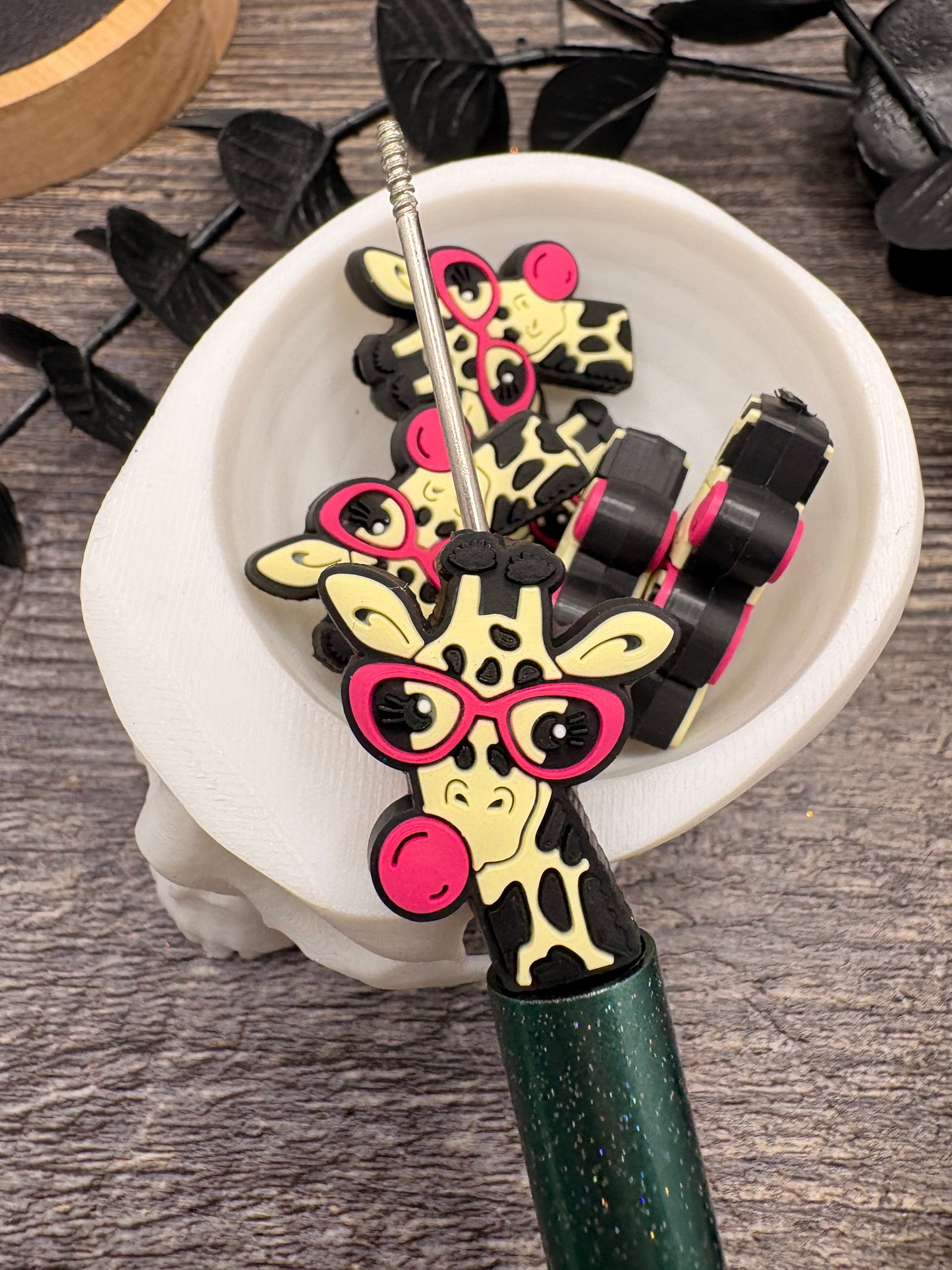 Giraffe bubblegum bead, Silicone focal, silicone bead for pens, crafting beads, supply focal, 29.5mm, 1pc