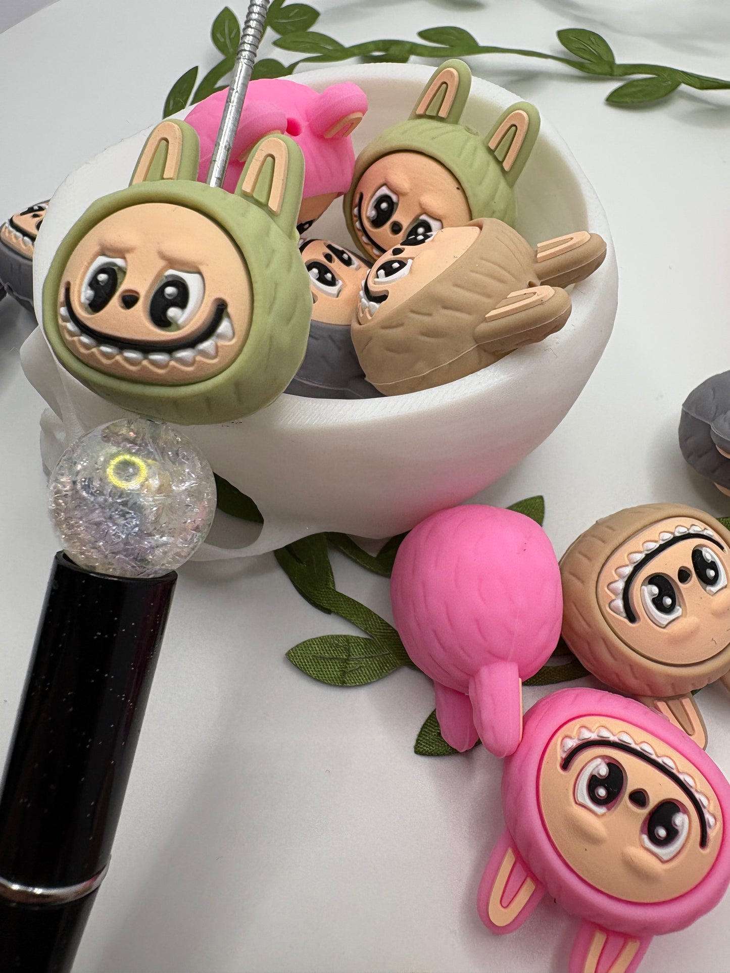 3D Monster head Bead, cute silicone bead, beads for pens, 3d monster dude, focal bead, 30mm