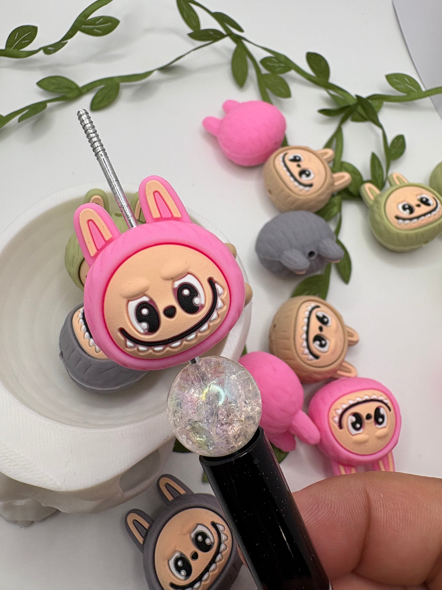 3D Monster head Bead, cute silicone bead, beads for pens, 3d monster dude, focal bead, 30mm
