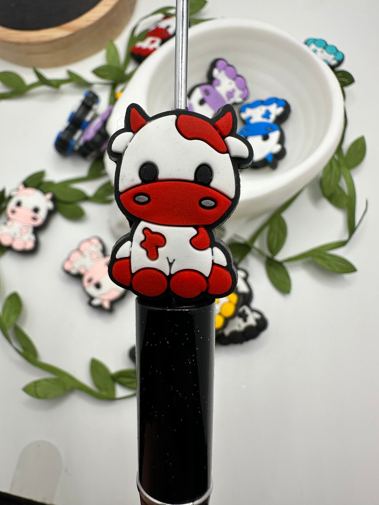 Cute Colorful Cow bead, Silicone focal bead, silicone bead, silicone bead for pens, crafting beads, supplies silicone supply bead 27.5mm
