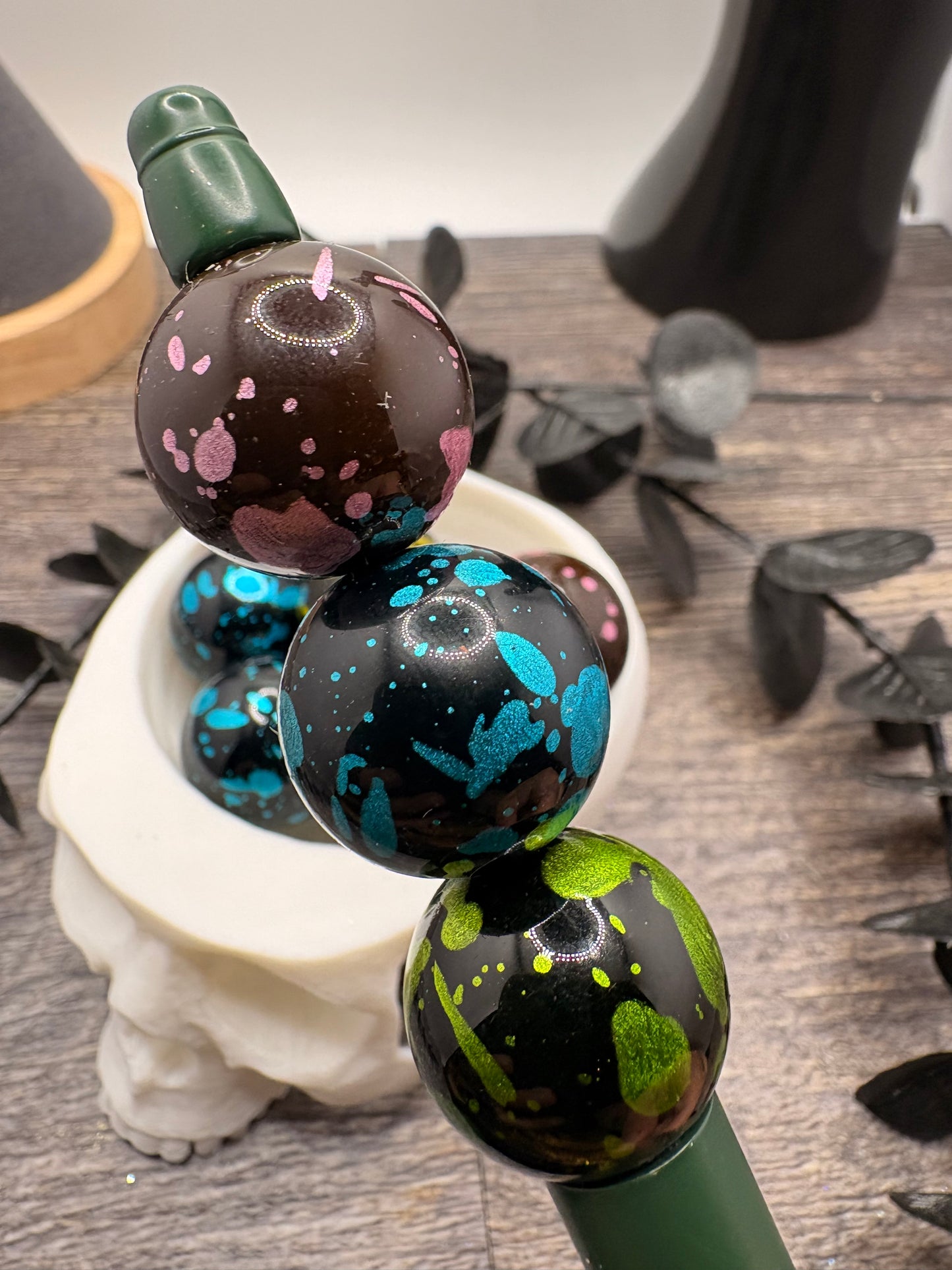 Color Splattered Acrylic Beads: 20mm, 10pc