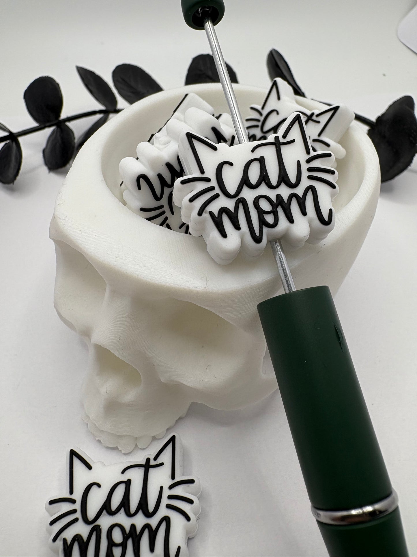 Cat funny bead mom cute bead for pens, bead for beadable items, 22.5mm cat bead double sided cat silicone bead 1pc
