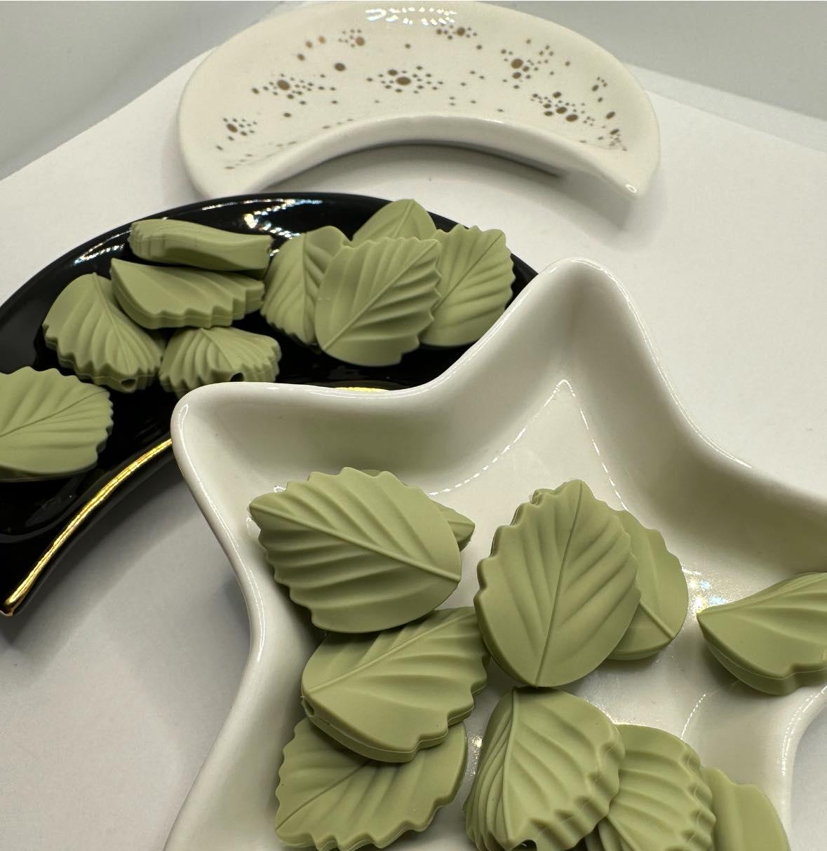 Silicone beads for crafting, Leaf shaped