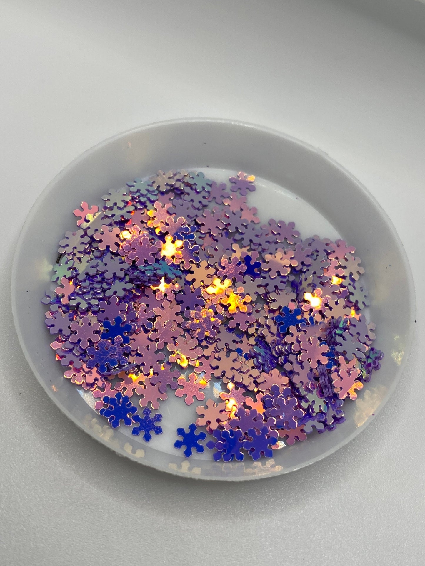 holographic purple snowflakes sequins, sequins, resin fillers, crafting supplies, resin sequins, flower nail accessories, purple/pink